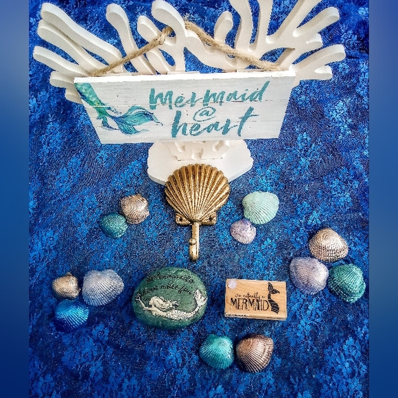 4 piece Mermaid bundle,& Real hand painted sea shells are included too! - Picture 12 of 12